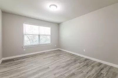 307 Aveen Path, Lewisville, TX 75057 - Photo 14