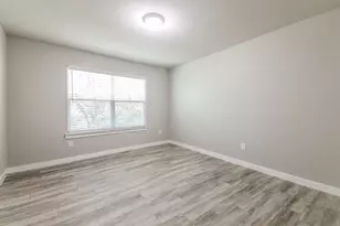 307 Aveen Path, Lewisville, TX 75057 - Photo 14