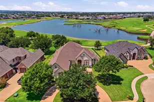 2703 Waters Edge Dr, Granbury, TX 76048 - Photo 8