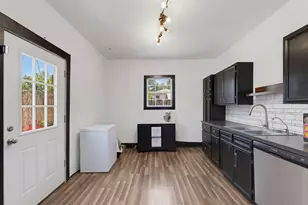 1957 S 3rd St, Abilene, TX 79602 - Photo 24