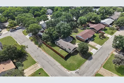 509 Henslee Drive, Euless, TX 76040 - Photo 6