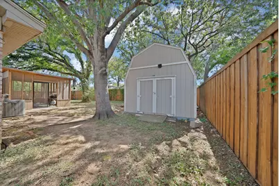 509 Henslee Drive, Euless, TX 76040 - Photo 26