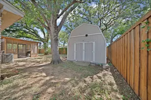 509 Henslee Dr, Euless, TX 76040 - Photo 26