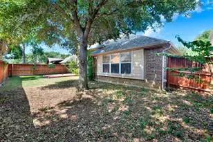 8120 Holliday Rd, Lantana, TX 76226 - Photo 38