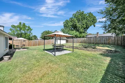 6453 Starnes Road, Watauga, TX 76148 - Photo 32