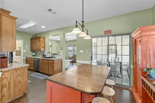 325 Bolton Rd, Granbury, TX 76049 - Photo 4