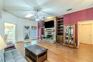 127 McAlister Rd, Burleson, TX 76028 - Photo 6