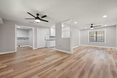 800 E Bovell Street, Crowley, TX 76036 - Photo 10
