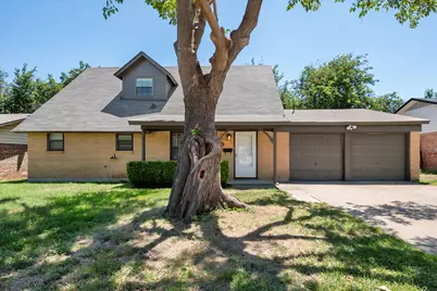 800 E Bovell Street, Crowley, TX 76036 - Photo 30