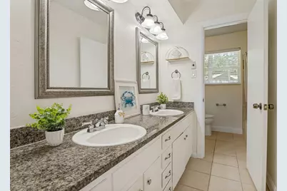 511 Westcliff Drive, Euless, TX 76040 - Photo 22