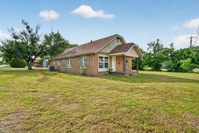 320 & 316 N 2nd Street, Jacksboro, TX 76458 - Photo 1