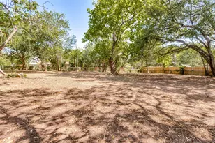 1631 Western Park Ct, Dallas, TX 75211 - Photo 22