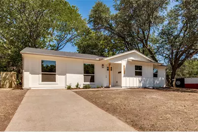 1631 Western Park Court, Dallas, TX 75211 - Photo 2