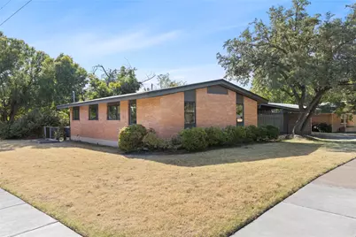 8805 Rolling Rock Lane, Dallas, TX 75238 - Photo 2