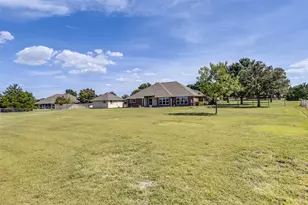 8051 Mavis Ave, Waxahachie, TX 75167 - Photo 24