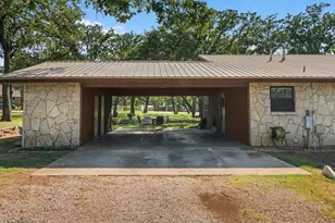 474 Trussell Dr, Springtown, TX 76082 - Photo 18