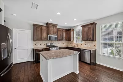 233 Brick Row Drive, Richardson, TX 75081 - Photo 12