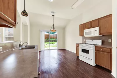 9005 Warren Drive, McKinney, TX 75071 - Photo 12