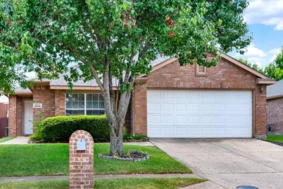9005 Warren Drive, McKinney, TX 75071 - Photo 2