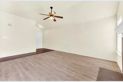 9005 Warren Drive, McKinney, TX 75071 - Photo 6
