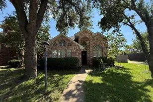 553 Raintree Cir, Coppell, TX 75019 - Photo 2