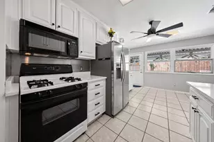 3615 High Mesa Dr, Dallas, TX 75234 - Photo 10