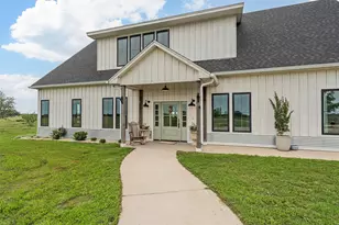 1197 Prairie Chapel Rd, Crawford, TX 76638 - Photo 2