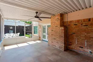 5418 Barcelona Dr, Garland, TX 75043 - Photo 10