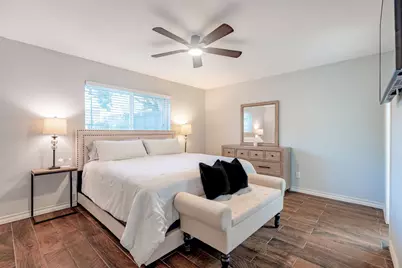 2205 Indian Creek Drive, Irving, TX 75060 - Photo 14
