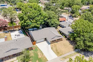 2205 Indian Creek Dr, Irving, TX 75060 - Photo 30