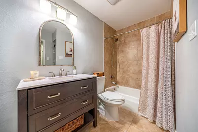 2205 Indian Creek Drive, Irving, TX 75060 - Photo 24