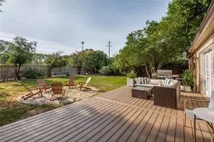 10810 Beauty Ln, Dallas, TX 75229 - Photo 22