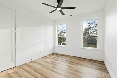 2401 Peabody Avenue, Dallas, TX 75215 - Photo 28