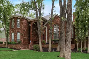 2805 Pine View Dr, Grapevine, TX 76051 - Photo 4