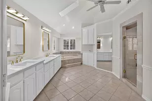 2805 Pine View Dr, Grapevine, TX 76051 - Photo 32