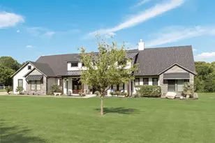 160 N Falling Leaves Dr N, Waxahachie, TX 75167 - Photo 1