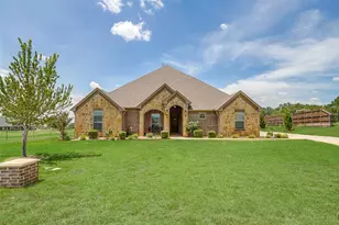 691 E Canyon Creek Ln, Weatherford, TX 76087 - Photo 1