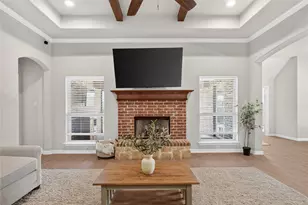 691 E Canyon Creek Ln, Weatherford, TX 76087 - Photo 4