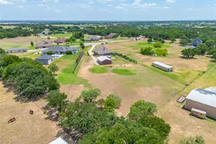 691 E Canyon Creek Ln, Weatherford, TX 76087 - Photo 38