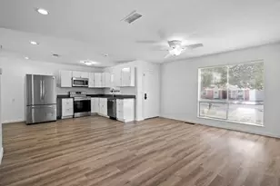 6110 Ivy Hill Rd, Fort Worth, TX 76135 - Photo 4