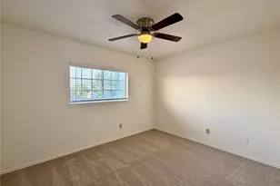 7904 Ember Oaks Dr, North Richland Hills, TX 76182 - Photo 34