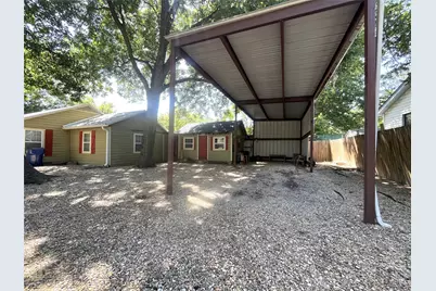 301 Briggs Street, Waxahachie, TX 75165 - Photo 6
