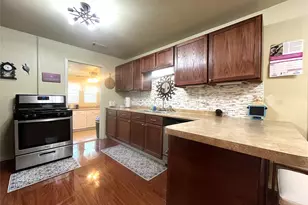 301 Briggs St, Waxahachie, TX 75165 - Photo 8