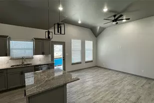 207 S 4th, Celeste, TX 75423 - Photo 6