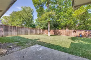 3010 Rambling Dr, Dallas, TX 75228 - Photo 22
