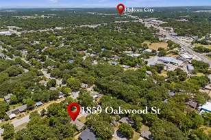 1859 Oakwood St, Haltom City, TX 76117 - Photo 32