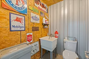 8868 County Rd 1205, Grandview, TX 76050 - Photo 30