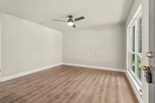 6402 Claude Ct, Fort Worth, TX 76135 - Photo 4