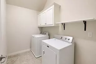 427 Renaissance Ln, Irving, TX 75060 - Photo 28