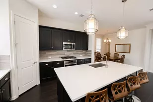 427 Renaissance Ln, Irving, TX 75060 - Photo 6